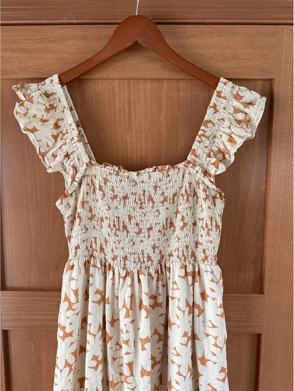 Doe and Rae Rust Floral Print Smocked Ruffle Sleeve Maci Dress Women’s Large - Image 3