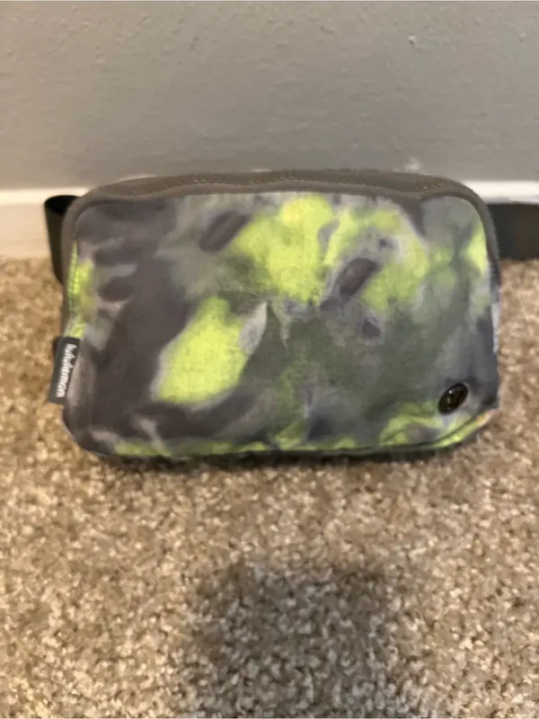Lululemon everywhere belt bag hyper dye - Image 11