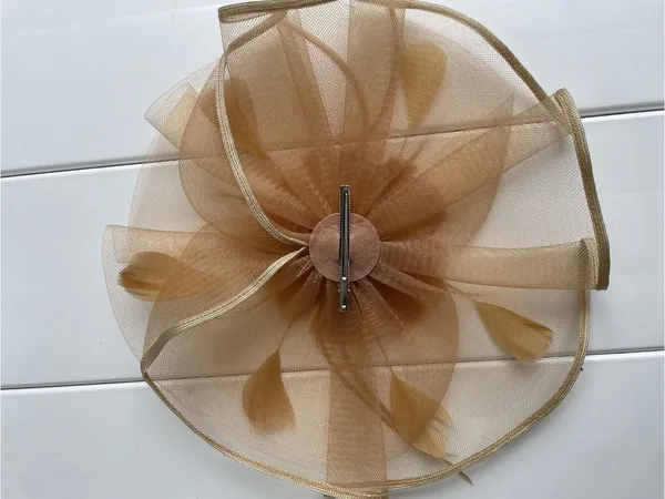 Unbranded Clip in Floral Headpiece Kentucky Derby Style - Image 2