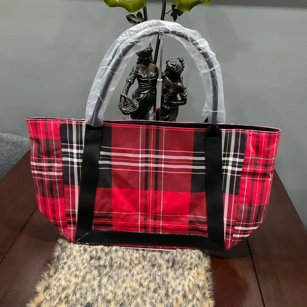 Nwt Victorias‎ Secret Large Tote - Image 5