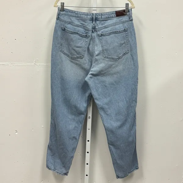 Hollister Ultra High-Rise Mom Jeans Light‎ Wash Distressed Blue Denim W31 L27 - Image 2