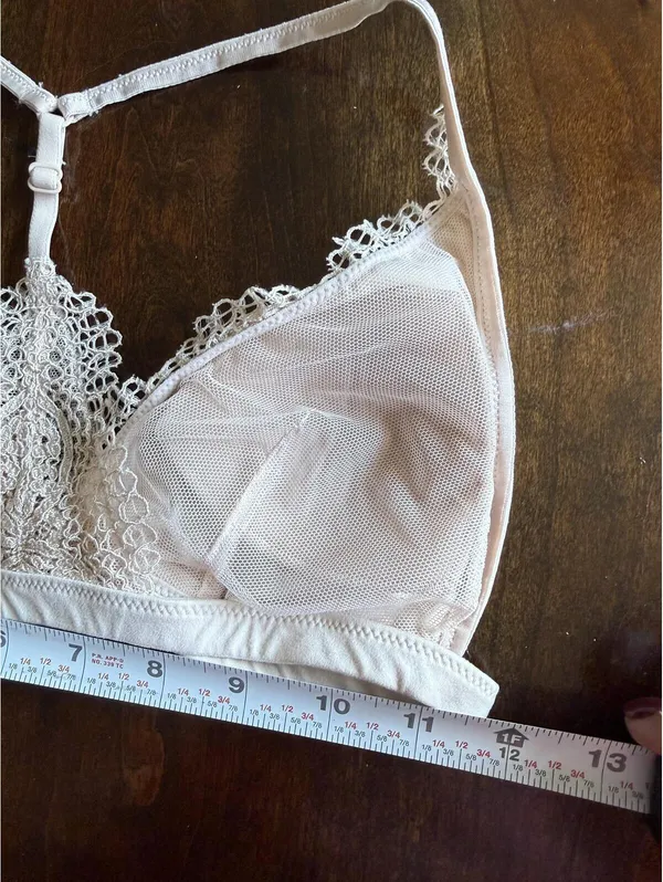 Victoria's Secret Body by Victoria Lace Bralette Cream Size S/P - Image 6