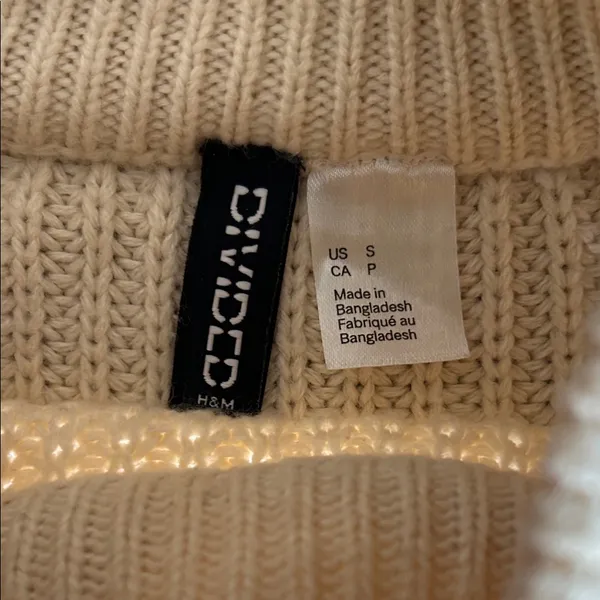 H&M Divided Beige Knit Sweater - Image 2