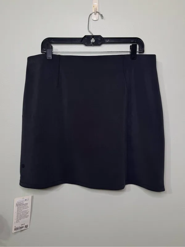 Lululemon Softstreme High Rise Mini Skirt Black XL NWT - Image 5