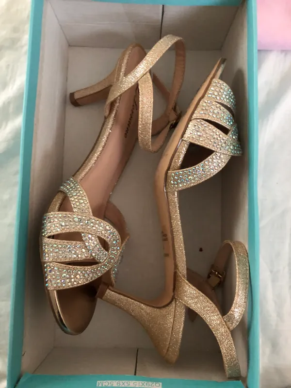 Sparkly Prom Shoes/heels Gold Size 6.5 - Image 2