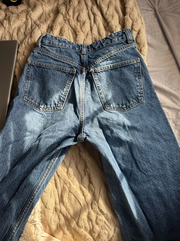 ZARA Dark Wash High-Rise Jeans Wide-Leg - Image 3