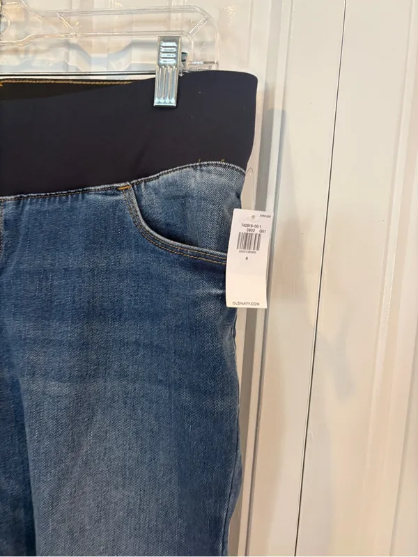 Old navy straight leg maternity jeans size 8 - Image 5