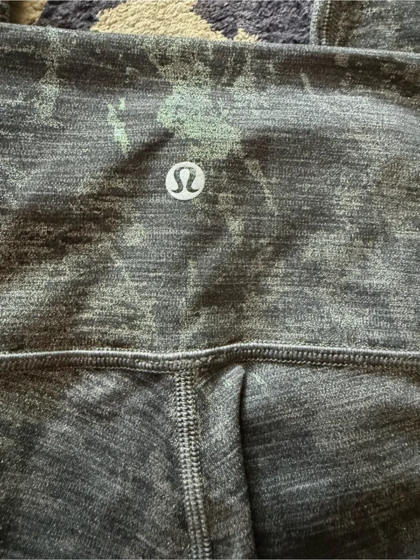 Lululemon Wunder Under High-Rise Leggings Size 6 - Image 4