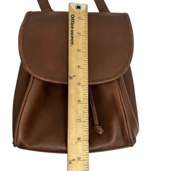 Vintage Coach Flap Drawstring Brown Leather Crossbody - Image 9