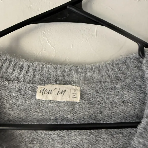 New In Sweater Womens Small Gray Aztec‎ Geometric Pullover Crewneck Soft Knit - Image 4