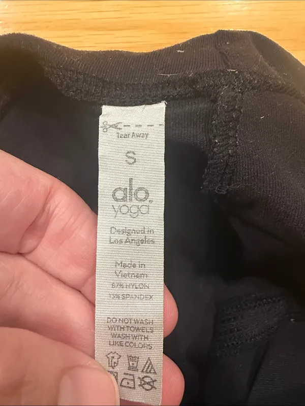 Alo yoga black flare legging size small . - Image 5