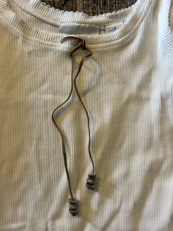 White tank with detail - Image 2