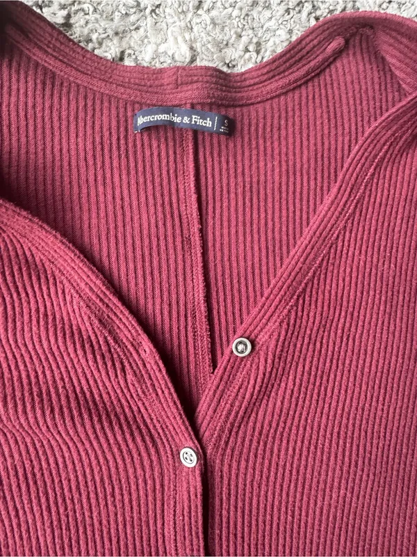 Abercrombie Wine Ribbed Button-Front Tie Hem Top - Image 3