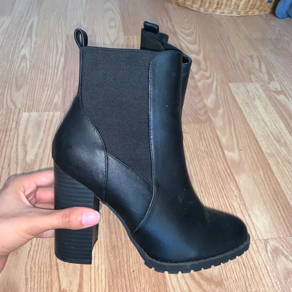 Forever 21 Faux Leather Ankle Boots - Image 2