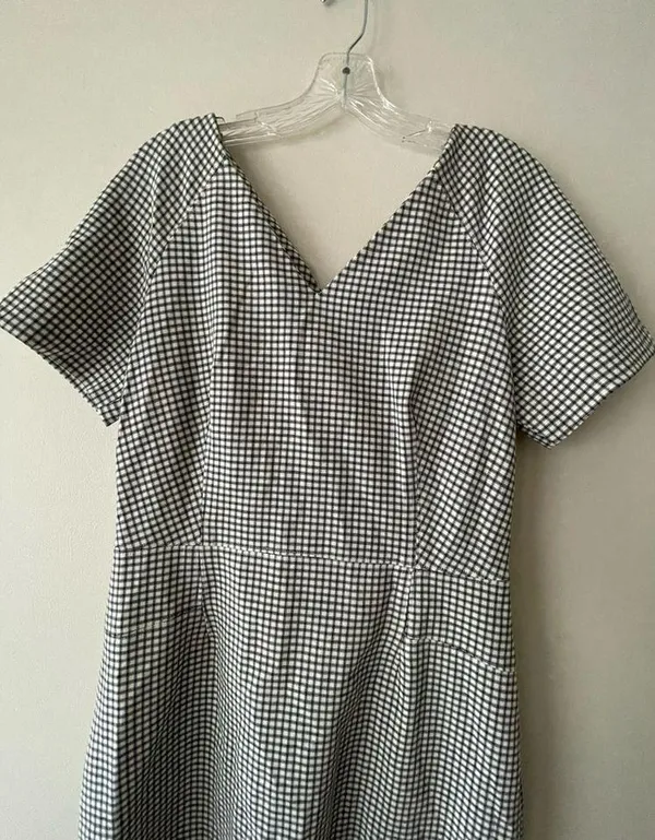 Banana Republic Black And White Gingham Plaid Dress Size 12 - Image 3