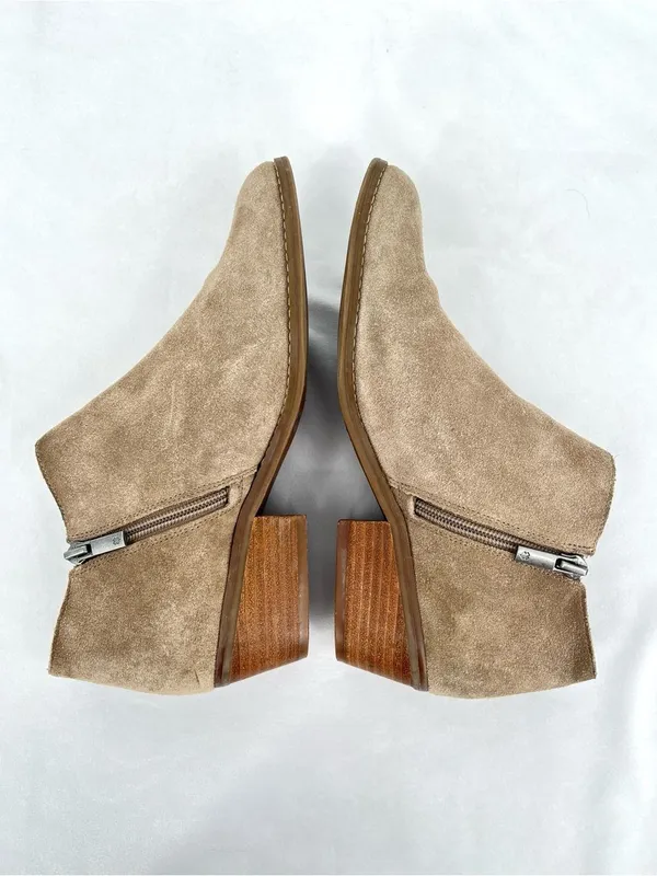 Lucky Brand Fenley Taupe Suede Side Zip Stacked Block Heel Ankle Booties 8M - Image 4