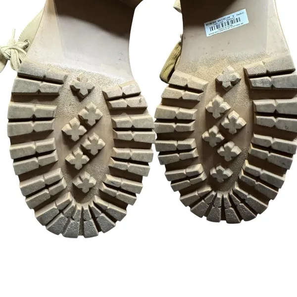 Torrid Boots Womens Size 9.5W White Faux Leather Combat Ankle Zip Lug‎ Sole - Image 10