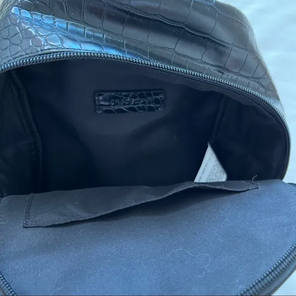 Forever 21 mini backpack - Image 4