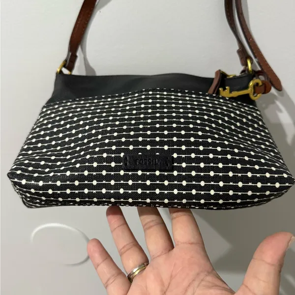 Fossil Fiona Striped Crossbody Bag Purse Handbag Black White Brown‎ With Key N - Image 5