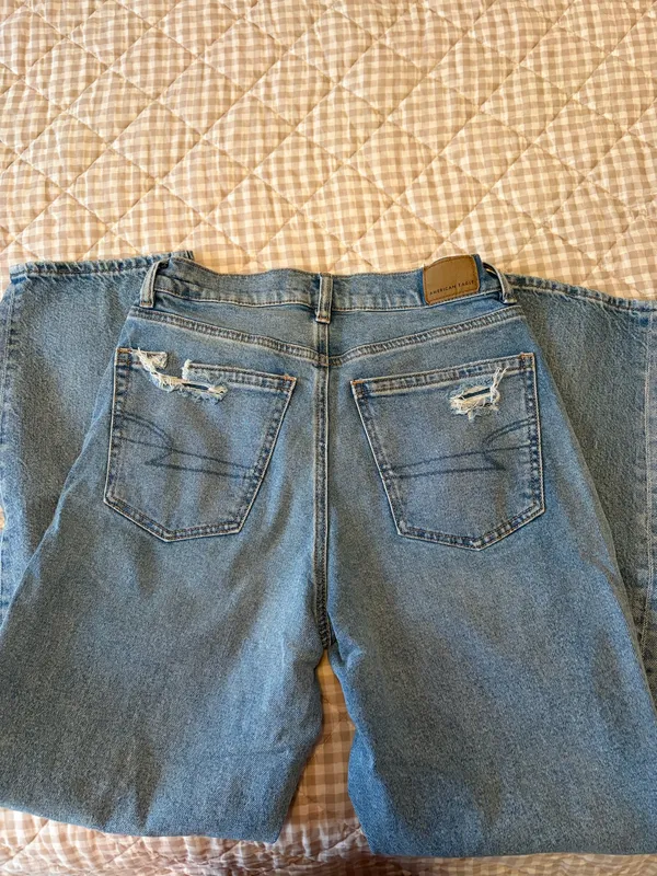 American Eagle Baggy Straight Jeans Distressed Leg - Image 3