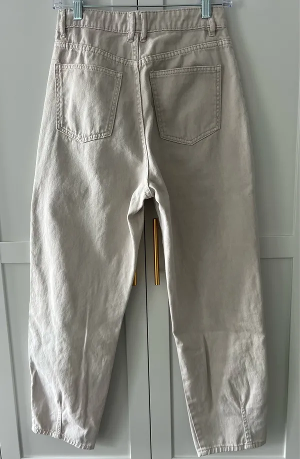H&M Cream Barrel Jeans - Image 5