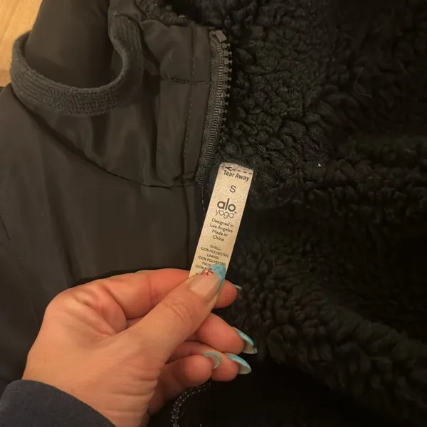 Alo black jacket - Image 3