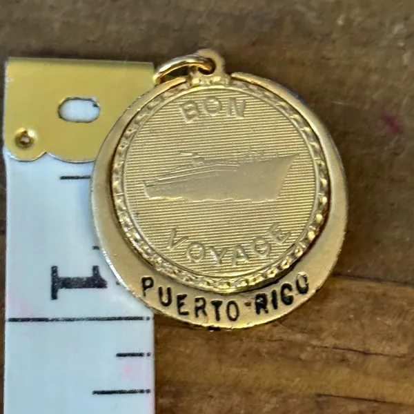 Vintage gold tone Bon Voyage Puerto Rico charm - Image 2