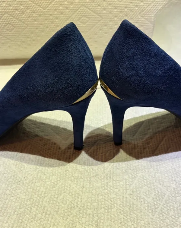 Calvin Klein Blue suede hills  - Image 2