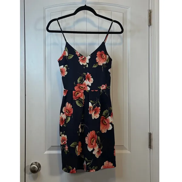 Monteau Los Angeles Navy Floral‎ Spaghetti Strap Fit & Flare Mini Dress Medium - Image 2