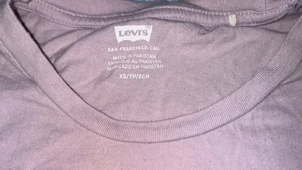 Levi’s shirt - Image 3