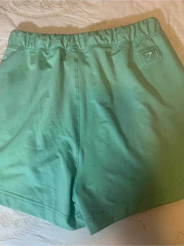 Gymshark Mint Green Recess Snap-Front Athletic Shorts Ladies Sz Medium - Image 4