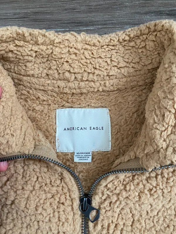 American Eagle sherpa cropped quarter zip - Image 3