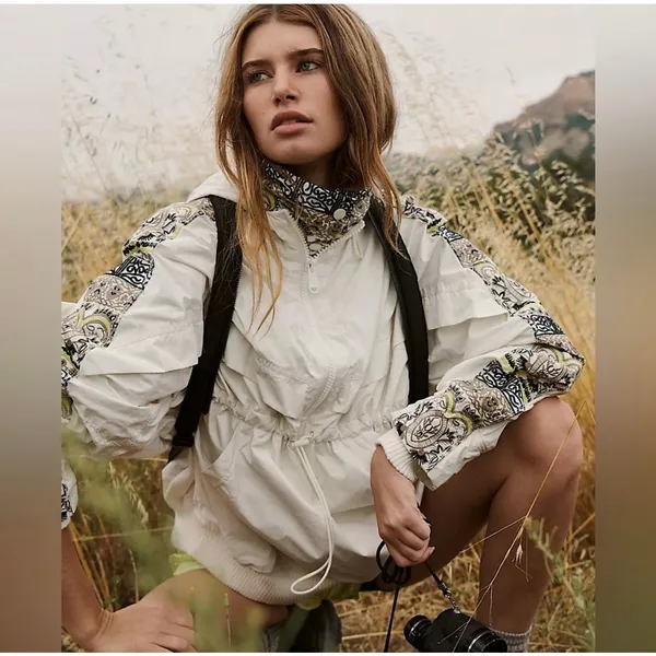 Free People She Fly Jacket Coat White Hood Layered Embroidered Aztec XS Oversize - Image 4