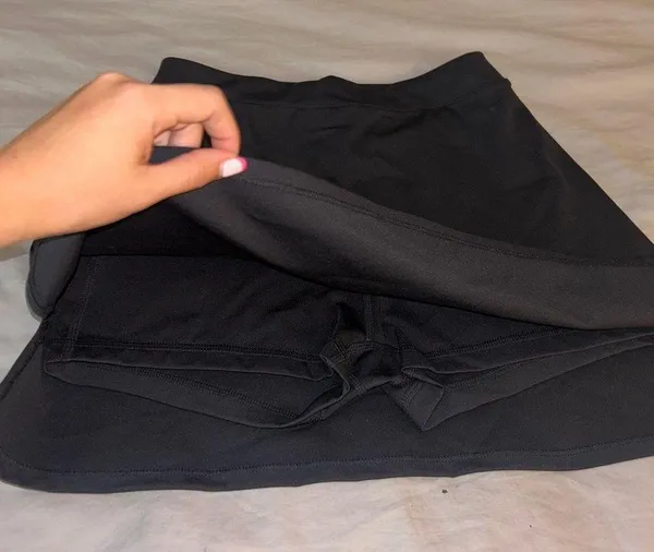 Reformation Riley Ecomove Active Skort Small, Skirt Shorts Under, Double Slits - Image 7