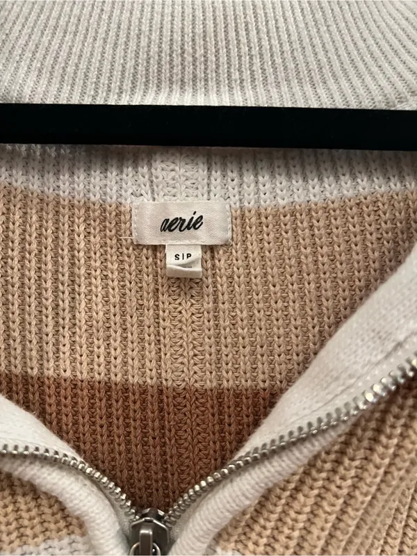 aerie zip up Pull over - Image 4