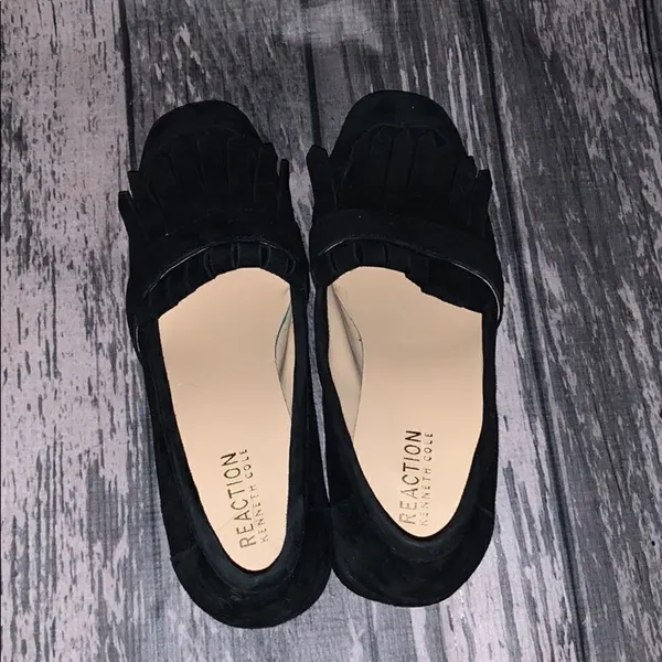 Kenneth Cole Reaction Black Suede Shoes Size 7 - Image 2