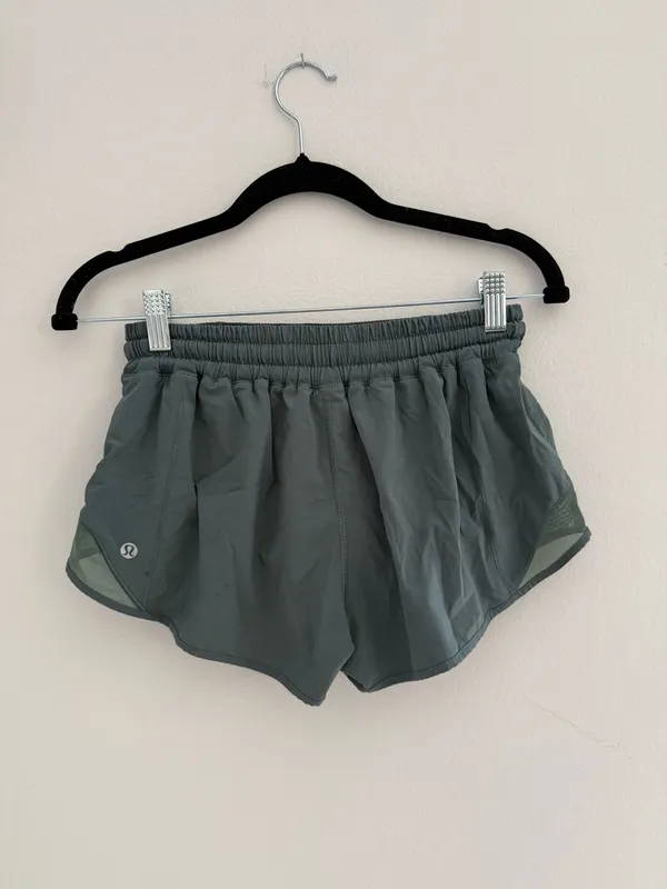 Lululemon Hotty Hot Lined Shorts 2.5" - Image 2