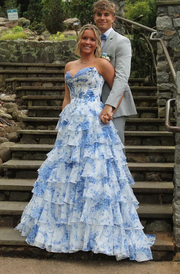 Sherri Hill Prom Dress - Image 2