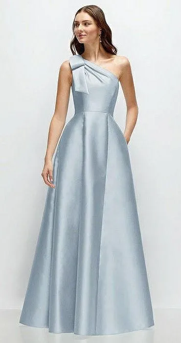 Alfred Sung Gown - Image 2