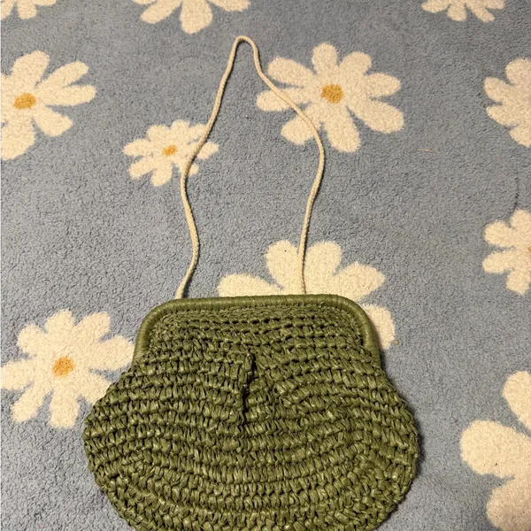 Green Woven Clutch - Image 3