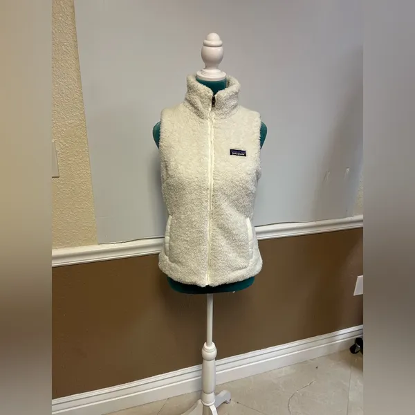 Patagonia Women’s Los Gatos Fleece Vest –‎ Birch White – Size S - Image 2