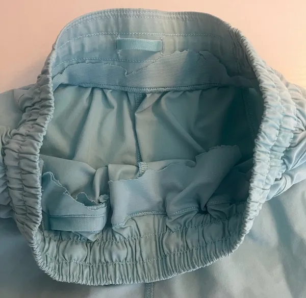 Lululemon Hotty Hot Shorts 4” - Image 3
