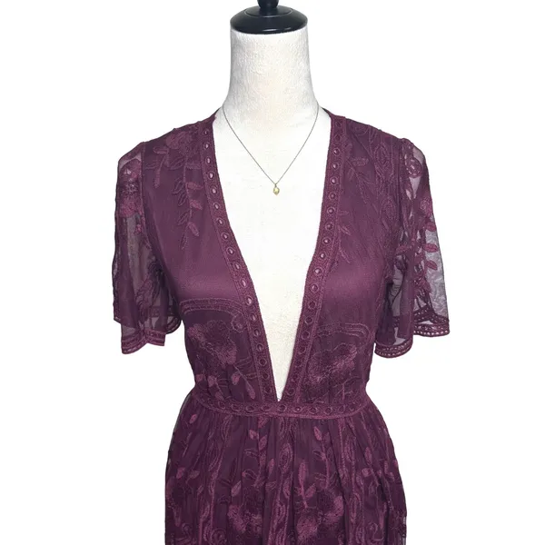 Haute Monde Plum Purple Floral Lace Deep V-Neck Boho Maxi‎ Romper Dress Small - Image 3