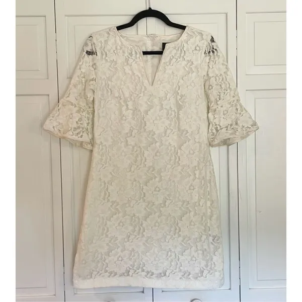 Adrianna Papell white lace notch neck bell sleeve dress - Image 4