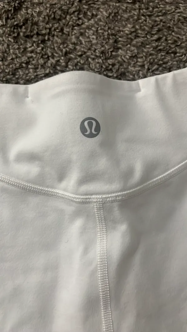 Lululemon define micro shorts Luon - Image 3