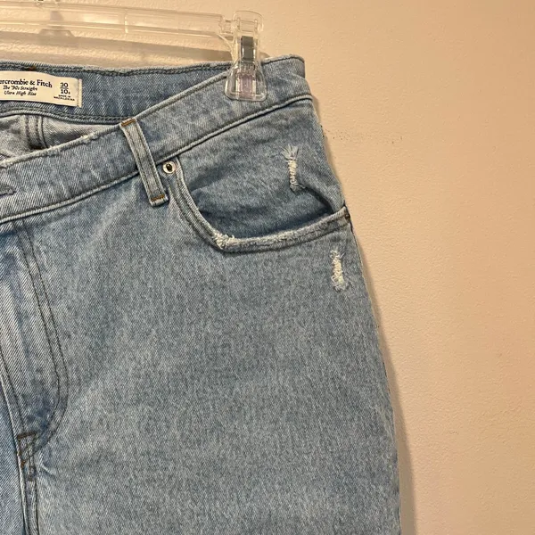 Abercrombie & Fitch | Curve Love Ultra High Rise 90s Straight Jeans‎ Size 30/10S - Image 3