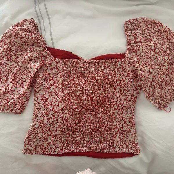 Abercrombie & Fitch Puff Sleeve Top - Image 4