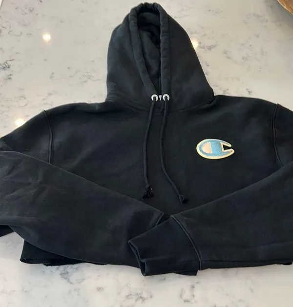 Matching Sweatset Shorts and Matching Hoodie - Image 9