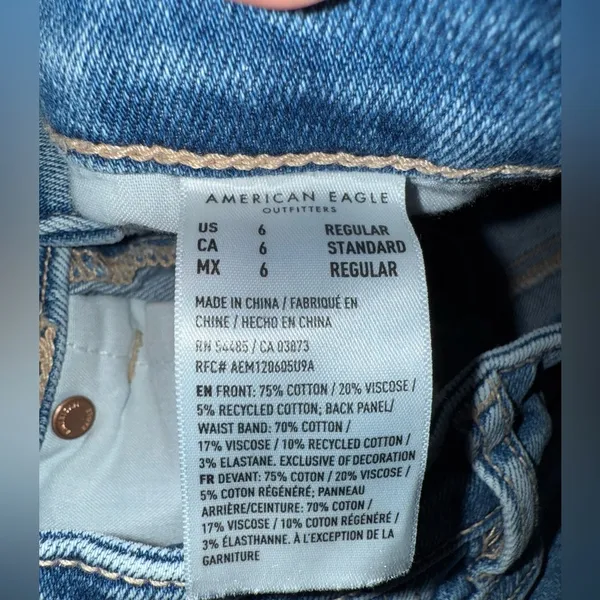American Eagle Outfitters Women's Blue Jeans‎ Size 6 - Image 6