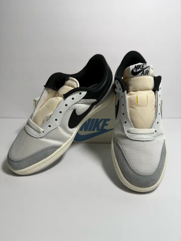 Nike Jordan Women’s Air Jordan Skyline Low size 8.5 - Image 2